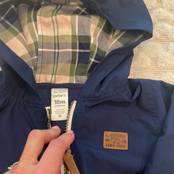 Carter’s raincoat - Picture 2 of 4